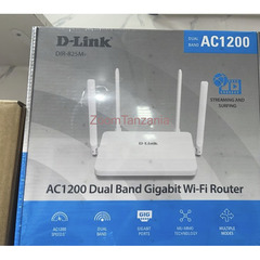 D-Link AC1200 Dual Band Gigabit wifi Router