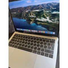 MacBook PRO (13-Inches, 2017) - 3