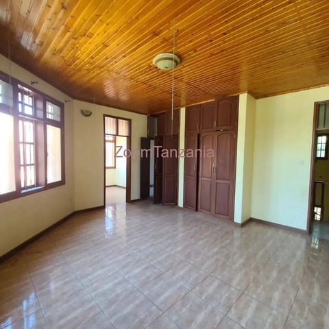 HOUSE FOR RENT AT MBEZIBEACH CHIN - 4/4