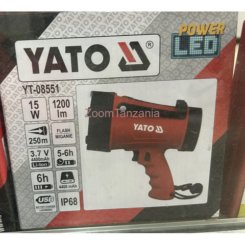 SPOTLIGHT 15W 1200LM IP68 RECHARGEABLE (YT-08551)