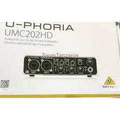 UMC202HD audio Interface - 1