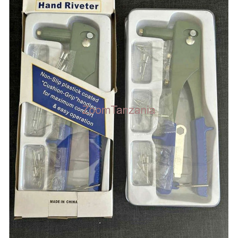 Hand Portable  Riveter