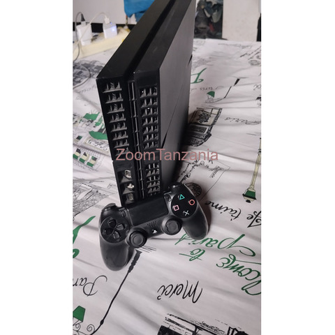 Play station 4 Console - 4/4