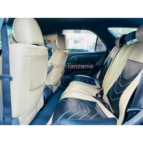 Toyota harrier - 2/4