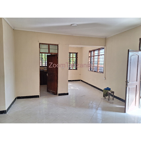 3bdm house for rent at salasala. - 2/4