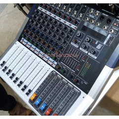 Powered Mixer 8 Channel - 1
