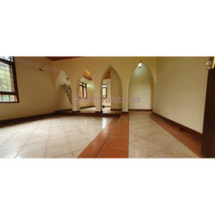4BEDROOM HOUSE FOR RENT IN NJIRO -ARUSHA-TANZANIA - 4
