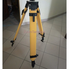 Wooden Tripod Stand For Survey