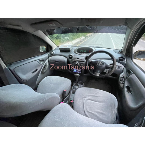 Toyota vitz - 3/4