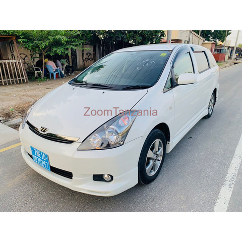 Toyota wish - 3/4