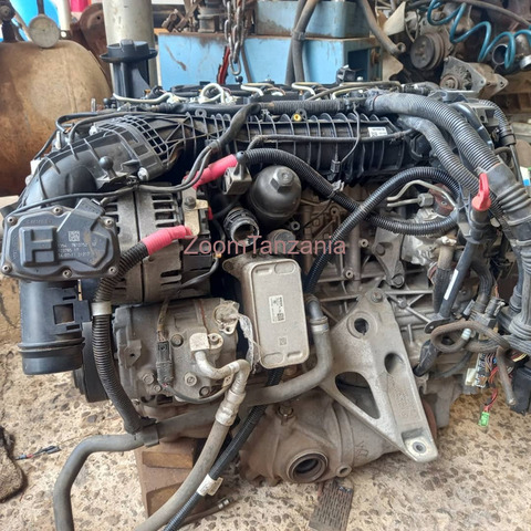 BMW X5 (F15) 30dX KS42 engine with all ancillaries - 2/4