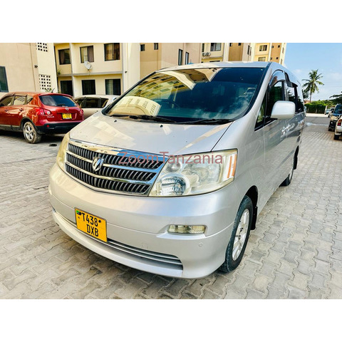 Toyota Alphard - 2/4