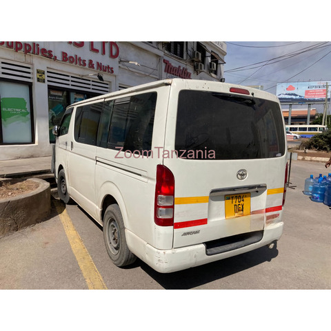 Toyota hiace - 3/3