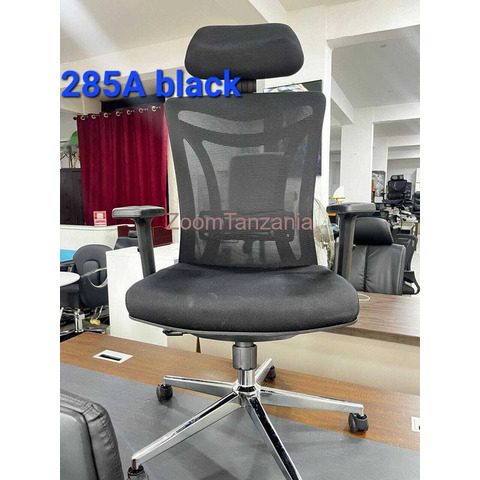 Executive office chair