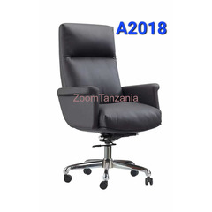 Executive office chair