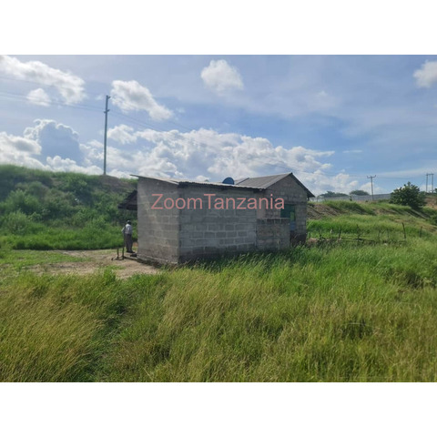 8.9 acres industrial plot for sale Chalinze - 1/3