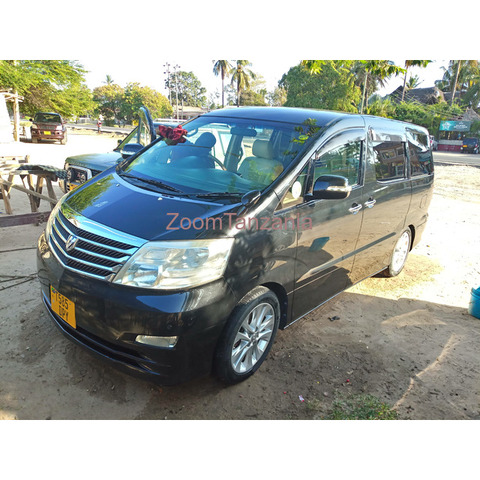 Toyota Alphard - 4/4