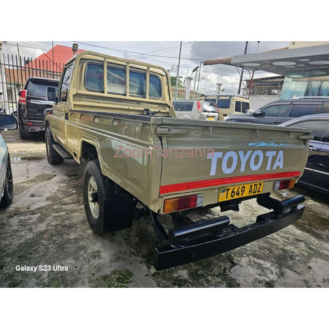 Toyota Land cruiser Pick up for sale in dar es salaam. - 1/4