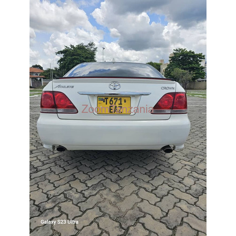 Toyota Crown Athlettes for sale - 1/4