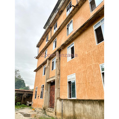 Ghorofa Inauzwa - Pwani Kibaha: 22 Bedrooms & 2 Hall Spaces with a Roof Balcony - 3