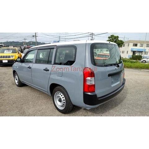 CLEAN USED 2017 TOYOTA PROBOX - 3/4