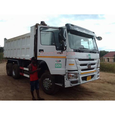 Sino Truck Howo Tipper - 4/4