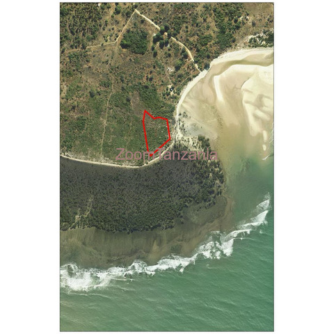 Cave + Cliff Beach plot for sale in Kanga Mafia Island - 2/2