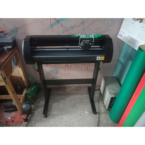 720D cutting plotter - 2/3