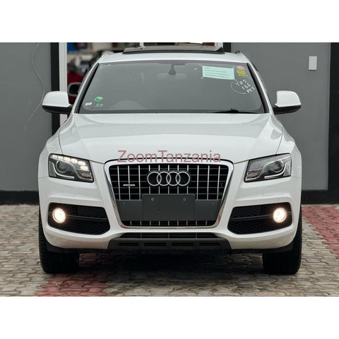 2011 AUDI Q5 - 1/4