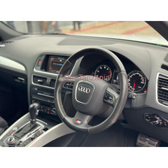 2011 AUDI Q5 - 3