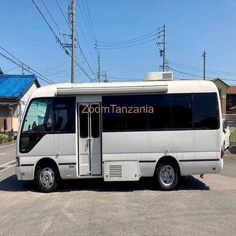 2005 TOYOTA COASTER - 2/4