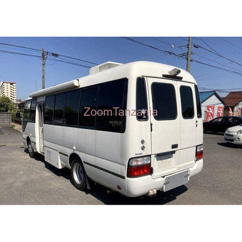 2005 TOYOTA COASTER - 3/4