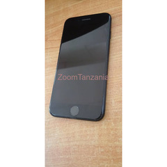 Iphone 7 plain (Black) - 2