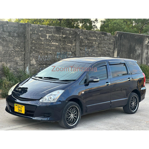 2007 Toyota Wish - 3/4