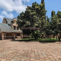 7BEDROOM HOUSE FOR RENT IN NJIRO-ARUSHA - 3