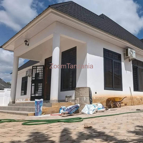 3BEDROOM BRAND NEW HOUSE FOR RENT IN NJIRO-ARUSHA - 2/4