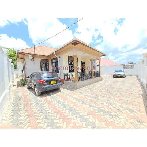 House for sale Goba njia nne - 2/3