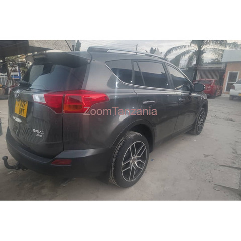 Rav 4 model 2013 for sale in Dar es salaam Tanzania - 3/3