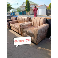 Sofa nzuri na imara - 1