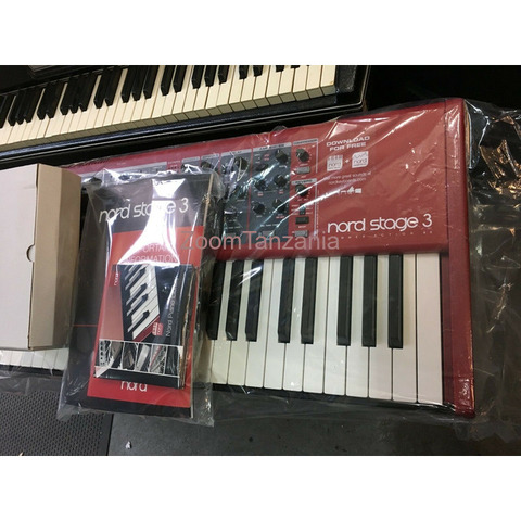 Nord Stage 3 88 88-key Hammer-Action keyboard Piano/Synth/Organ - 3/4