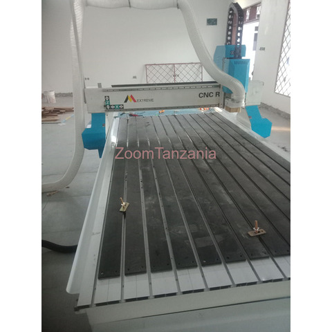 CNC router - 2/3