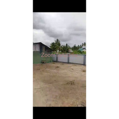 Commercial yard/showroom for sale - 1