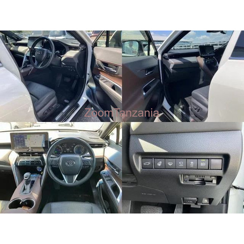 TOYOTA HARRIER Hybrid - 1/4