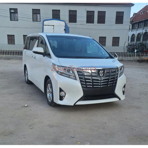 2015 Alphard - 1/4