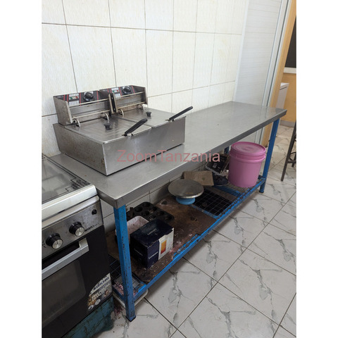 ALUMINIUM STAINLESS STEEL TABLE - 2/3