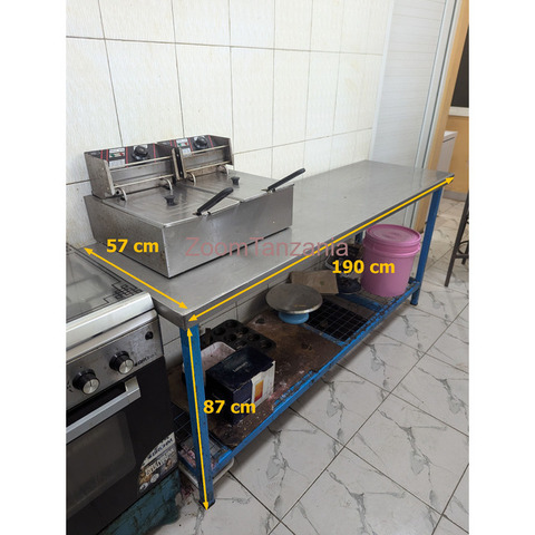 ALUMINIUM STAINLESS STEEL TABLE - 3/3