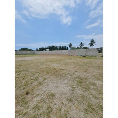 Plot for sale at Bagamoyo Road