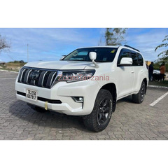 2017 TOYOTA LANDCRUISER PRADO TRJ-150 - 3