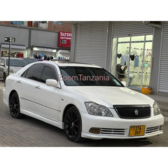 Toyota Crown Athlettes for sale - 3