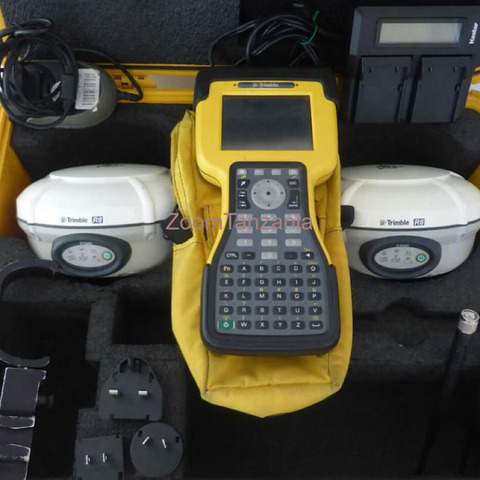 Trimble R8 DGPS 1Base+1Rover with Accessorie